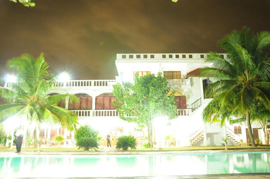 Hotel Lagoon Paradise เนกอมโบ ภายนอก รูปภาพ