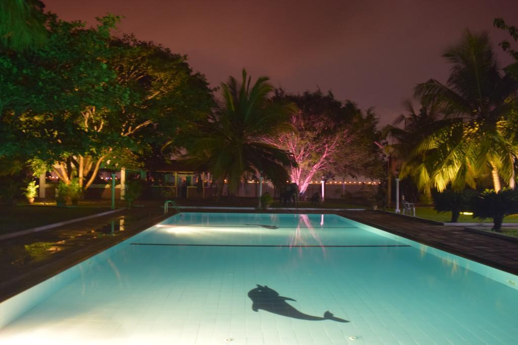 Hotel Lagoon Paradise เนกอมโบ ภายนอก รูปภาพ
