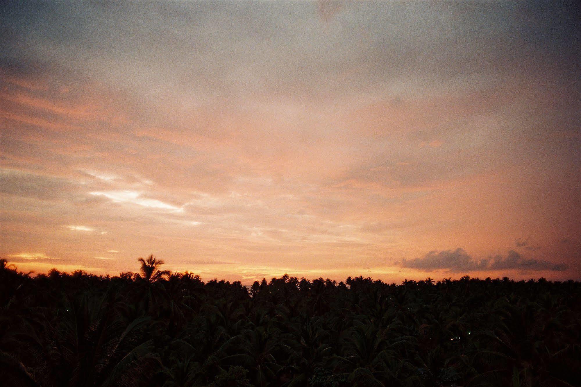 Hotel Lagoon Paradise เนกอมโบ ภายนอก รูปภาพ